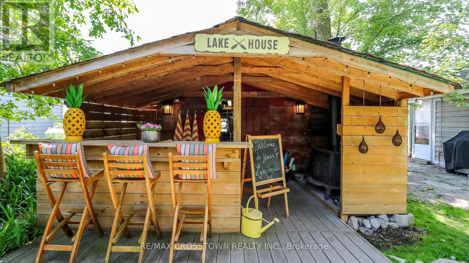 3756 GLENREST DRIVE