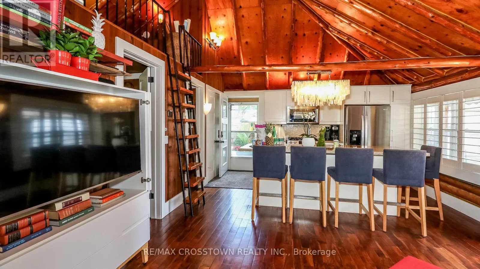 3756 GLENREST DRIVE