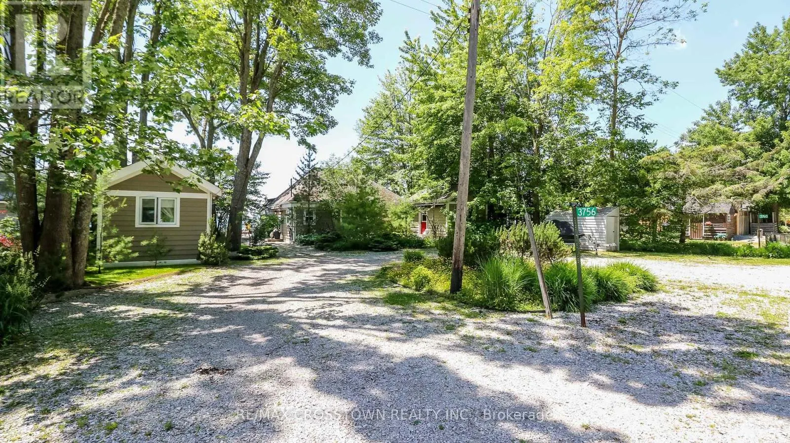 3756 GLENREST DRIVE