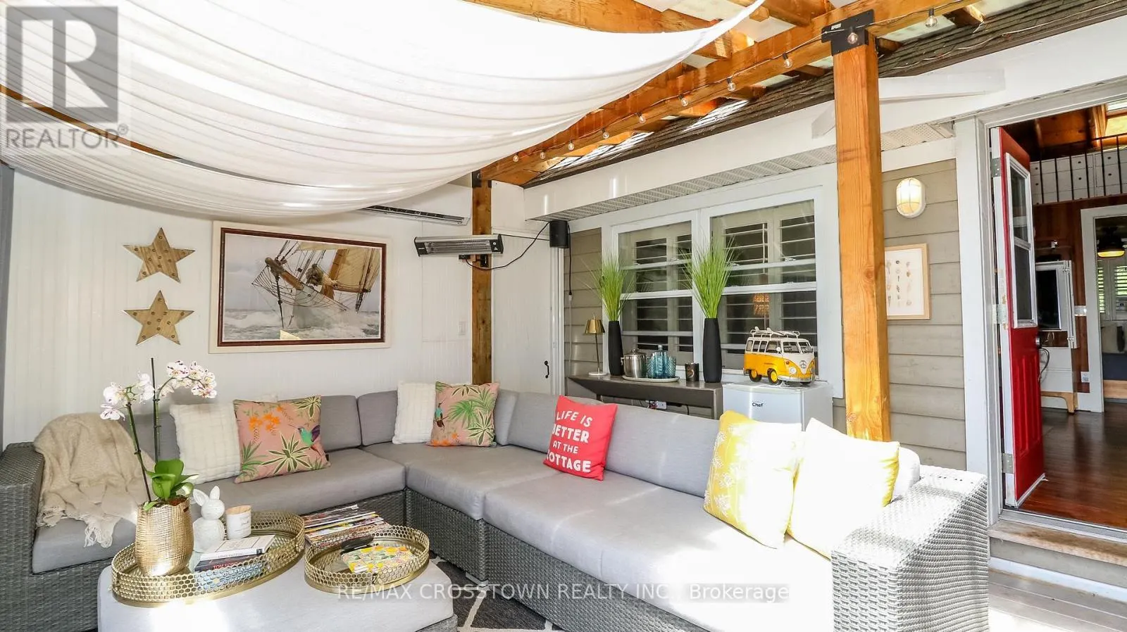 3756 GLENREST DRIVE