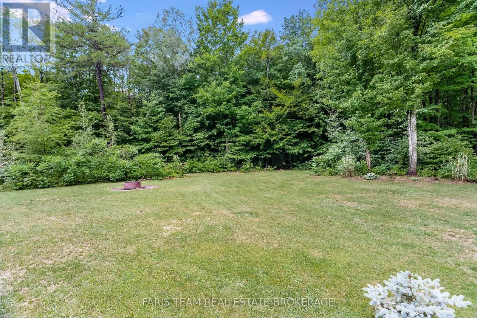 697 LAFONTAINE ROAD E