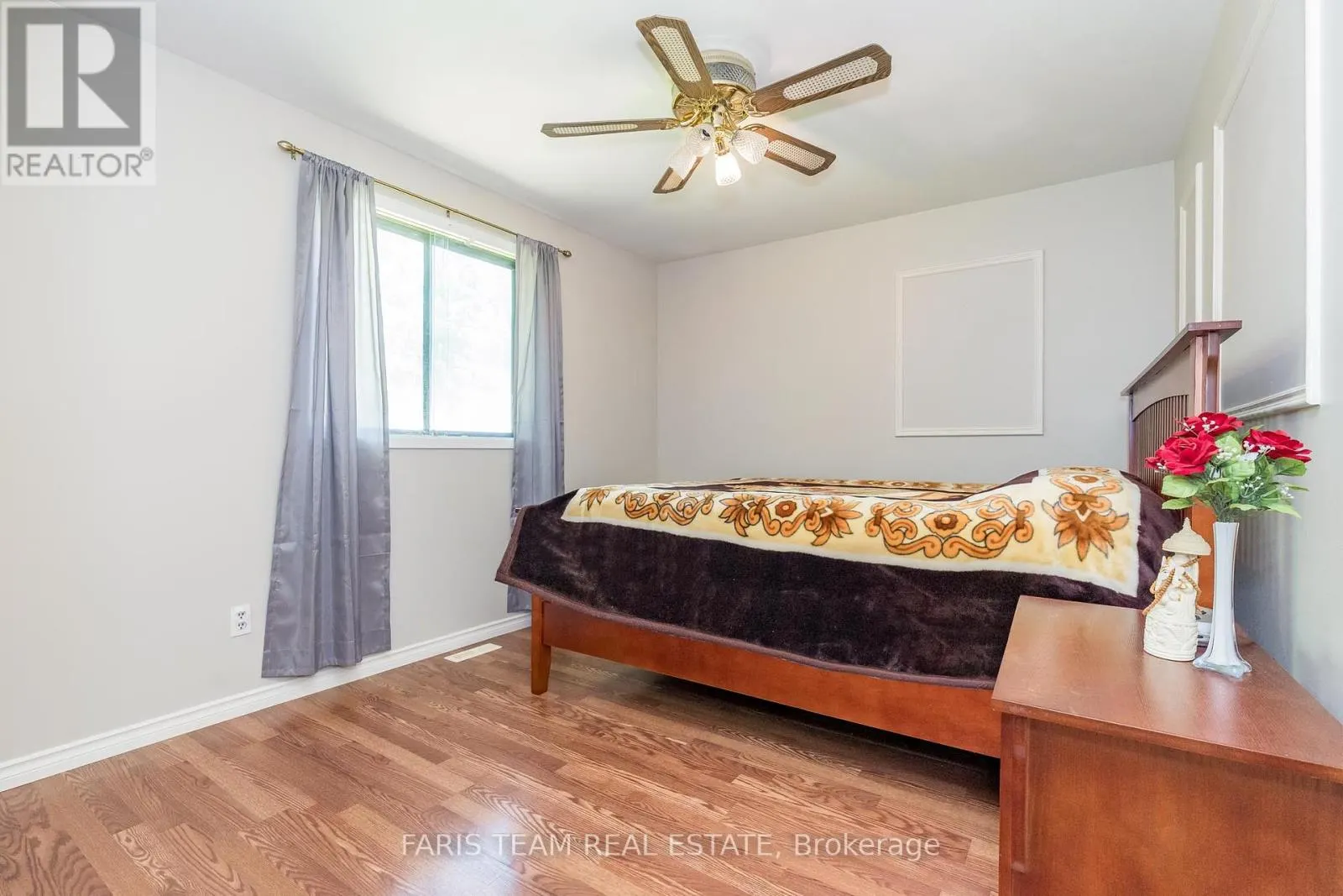 1059 GLEN MHOR CRESCENT