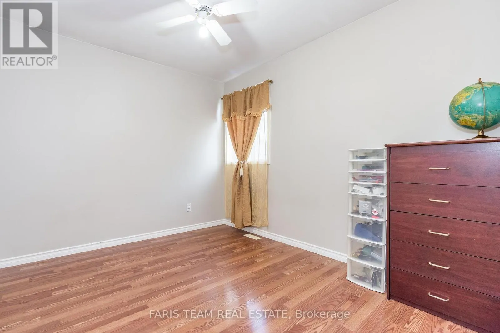 1059 GLEN MHOR CRESCENT