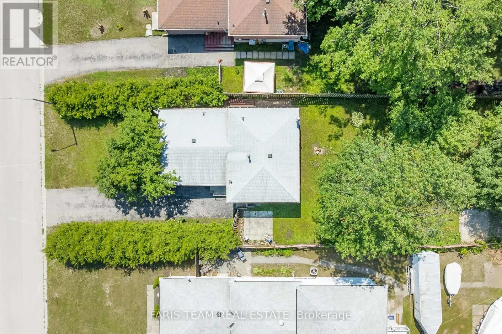 1059 GLEN MHOR CRESCENT
