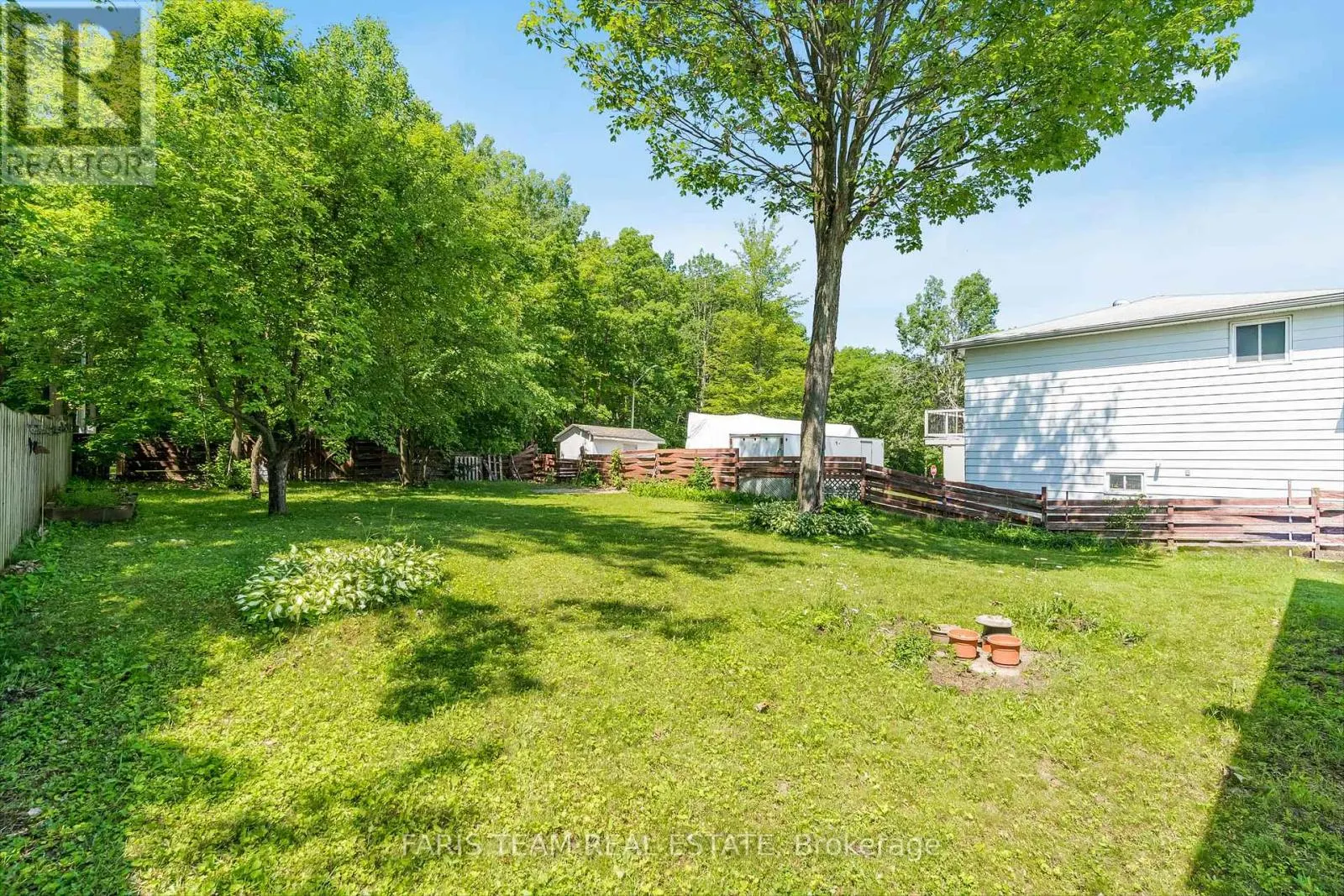 1059 GLEN MHOR CRESCENT