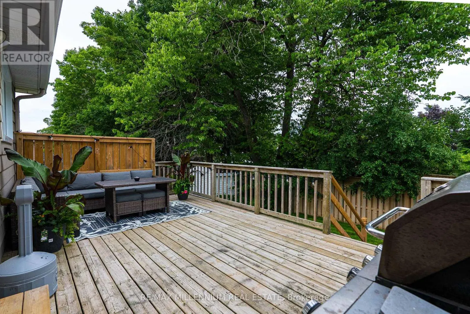 39 TOBOGGAN HILL DRIVE