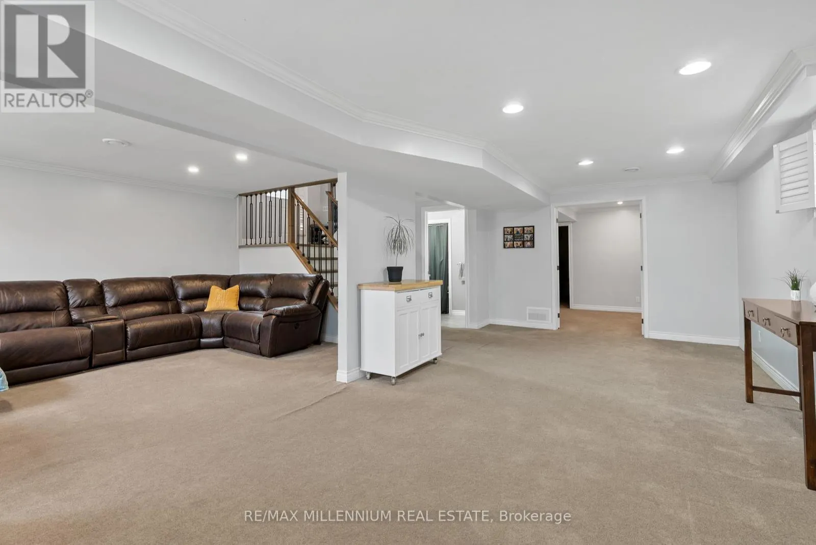 39 TOBOGGAN HILL DRIVE