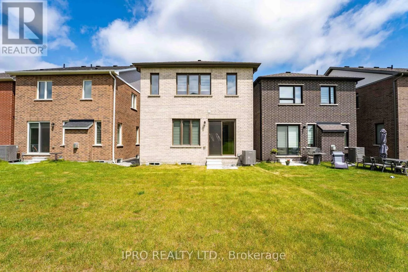 394 MADELAINE DRIVE