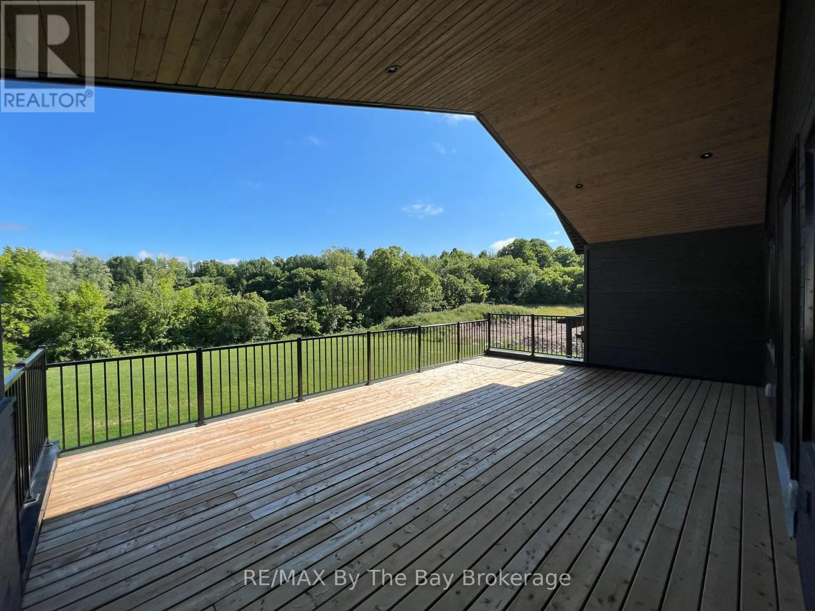14 RAINTREE COURT