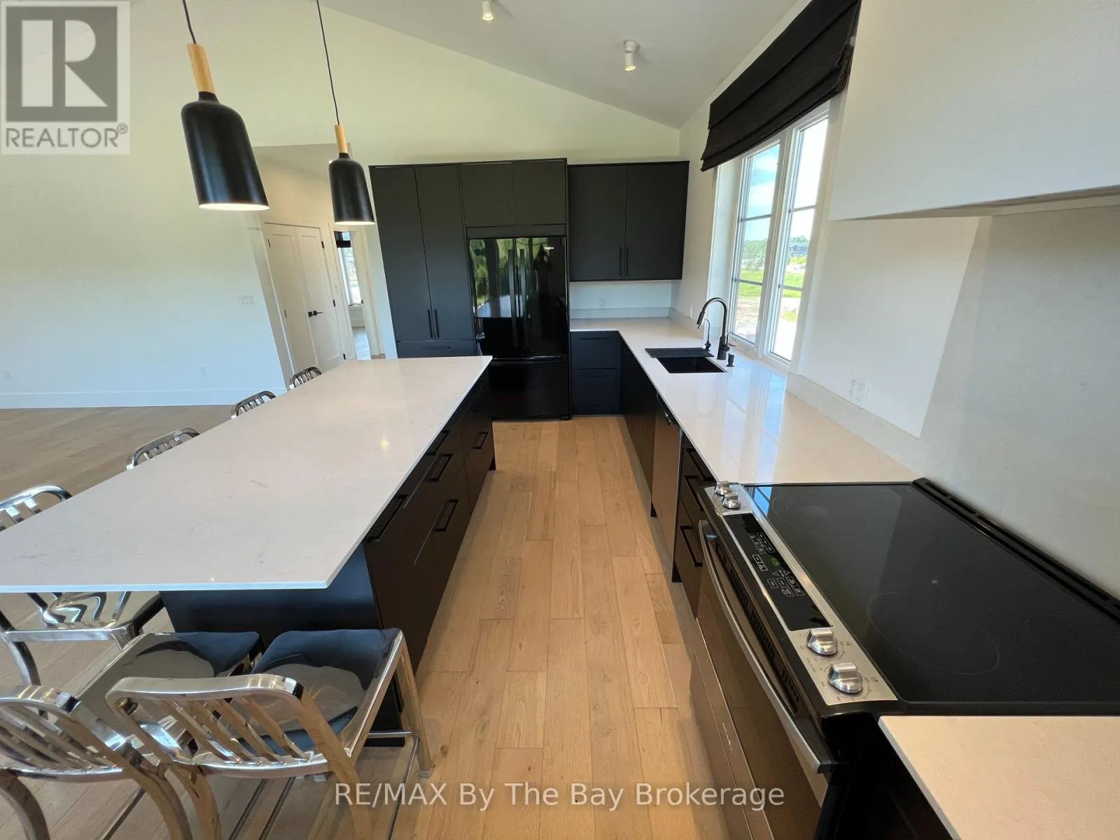 14 RAINTREE COURT