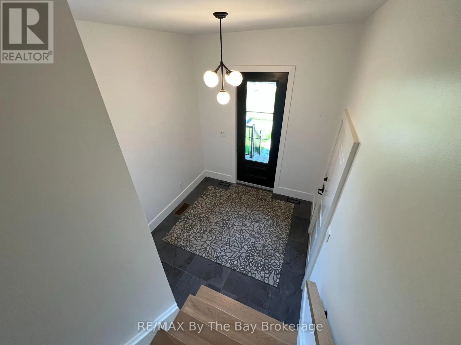 14 RAINTREE COURT