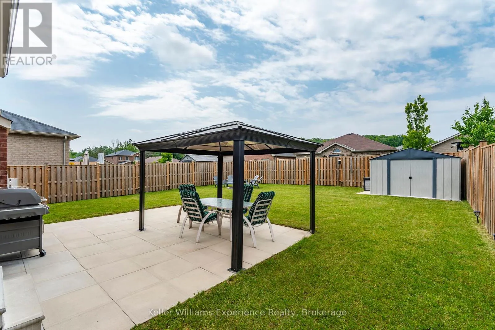 32 HATTON DRIVE