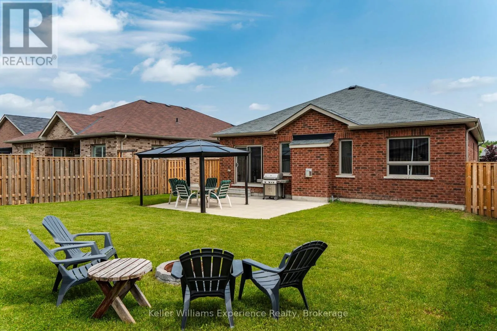 32 HATTON DRIVE