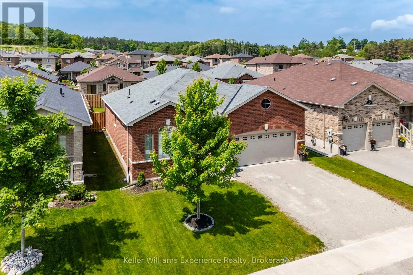 32 HATTON DRIVE