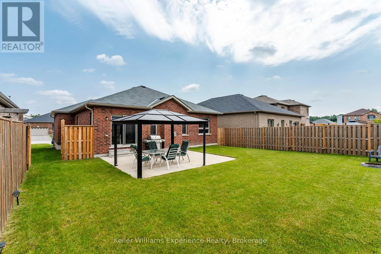32 HATTON DRIVE