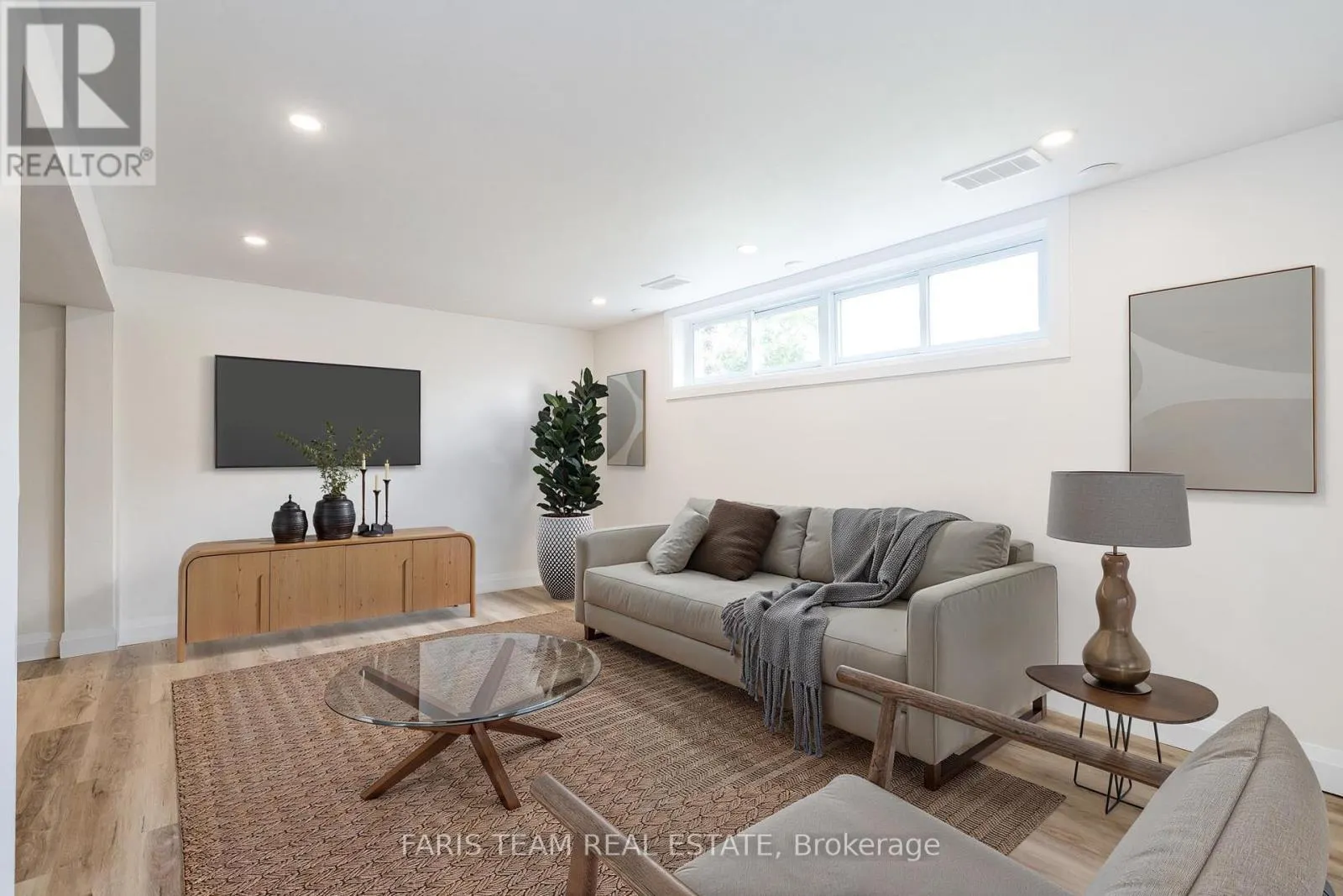 356 LESCAUT ROAD