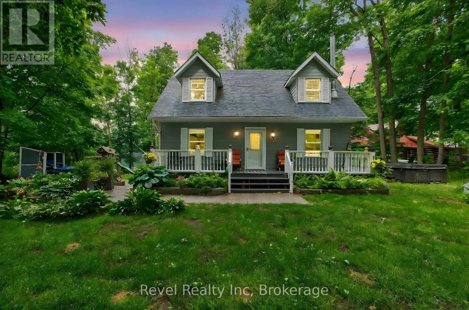6 BAYSIDE ROAD