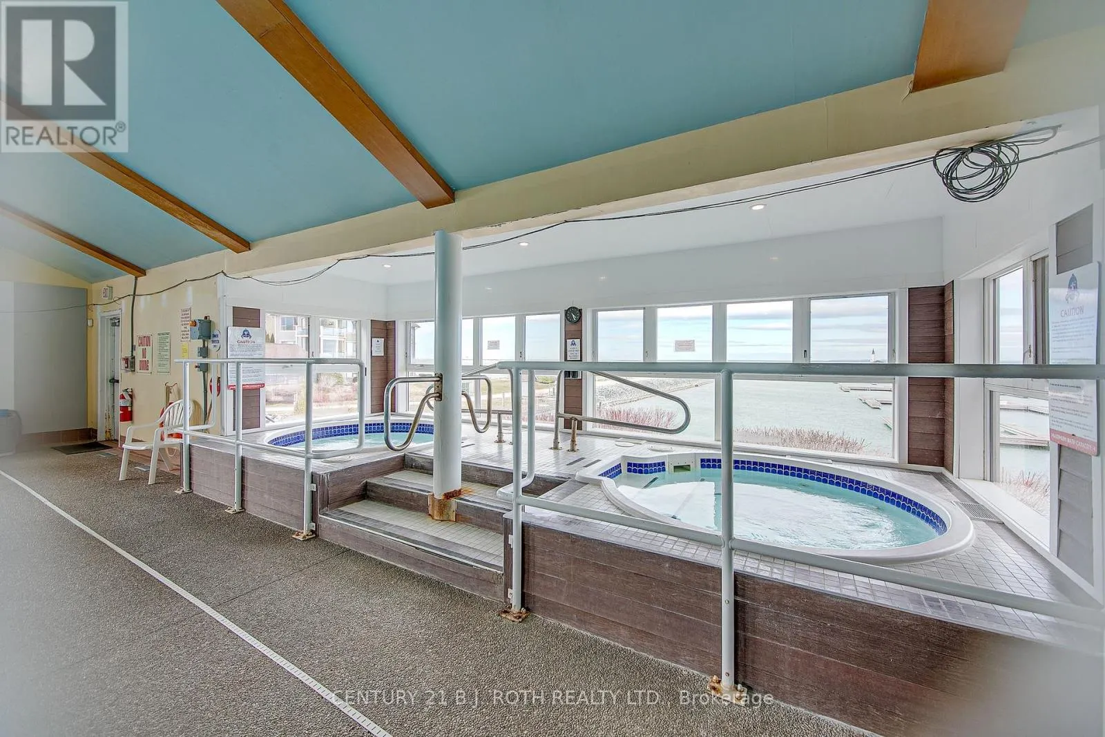 288 MARINERS WAY