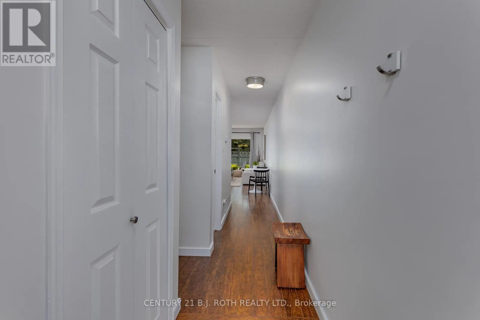 288 MARINERS WAY