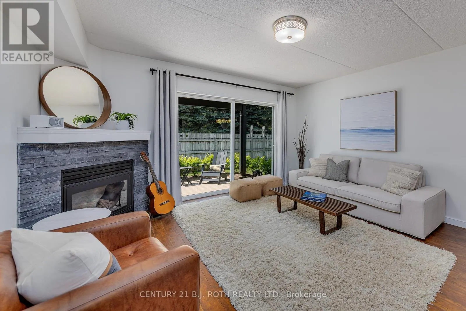288 MARINERS WAY