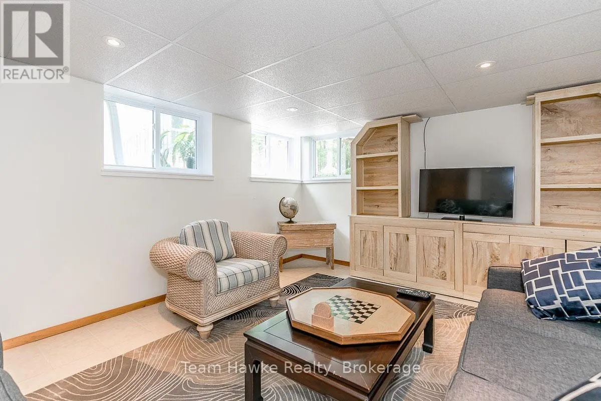 36 ROSEMARY DRIVE