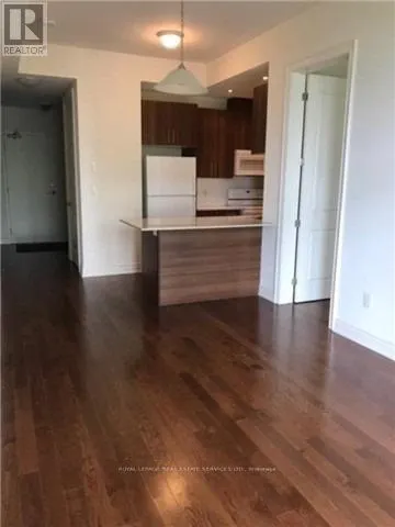203 - 764 RIVER ROAD E