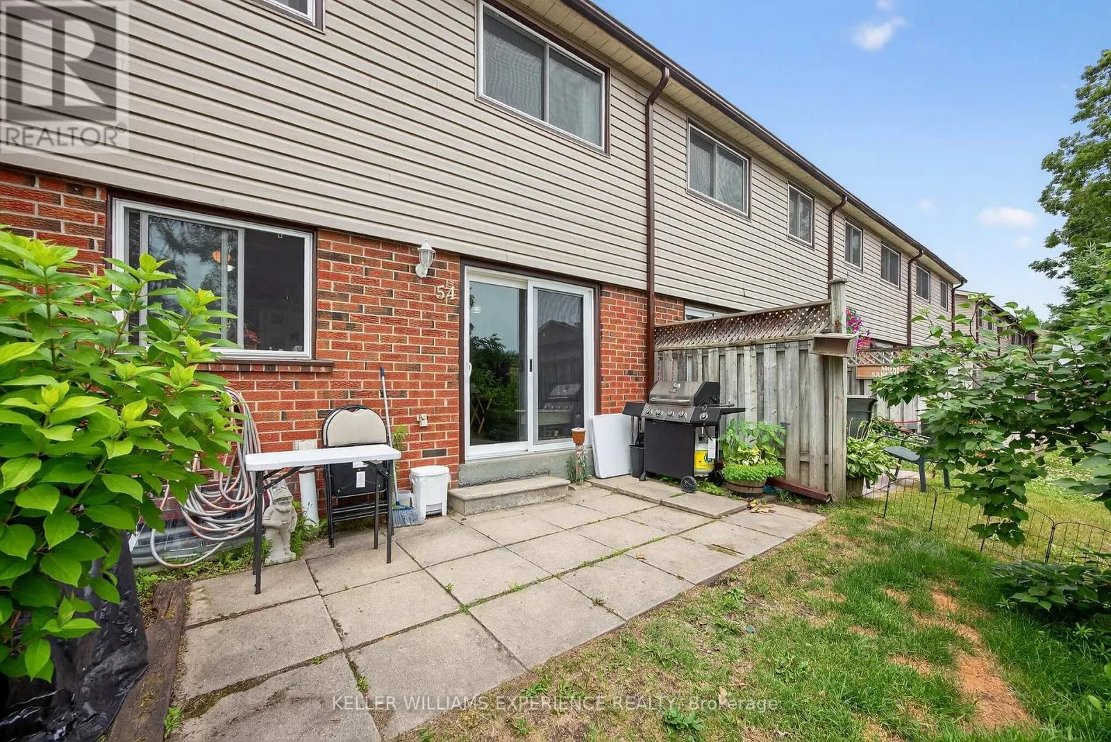 54 - 441 BARRIE ROAD