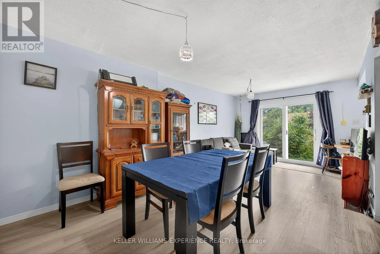 54 - 441 BARRIE ROAD
