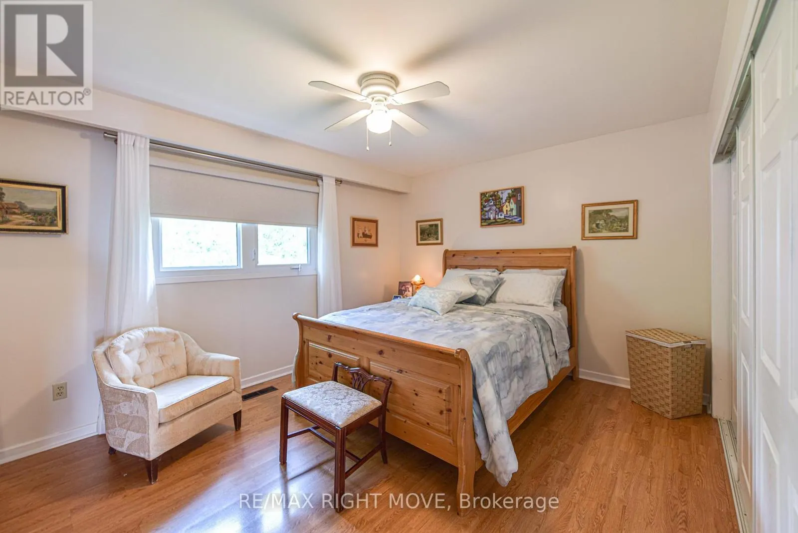 905 WOODLAND DRIVE