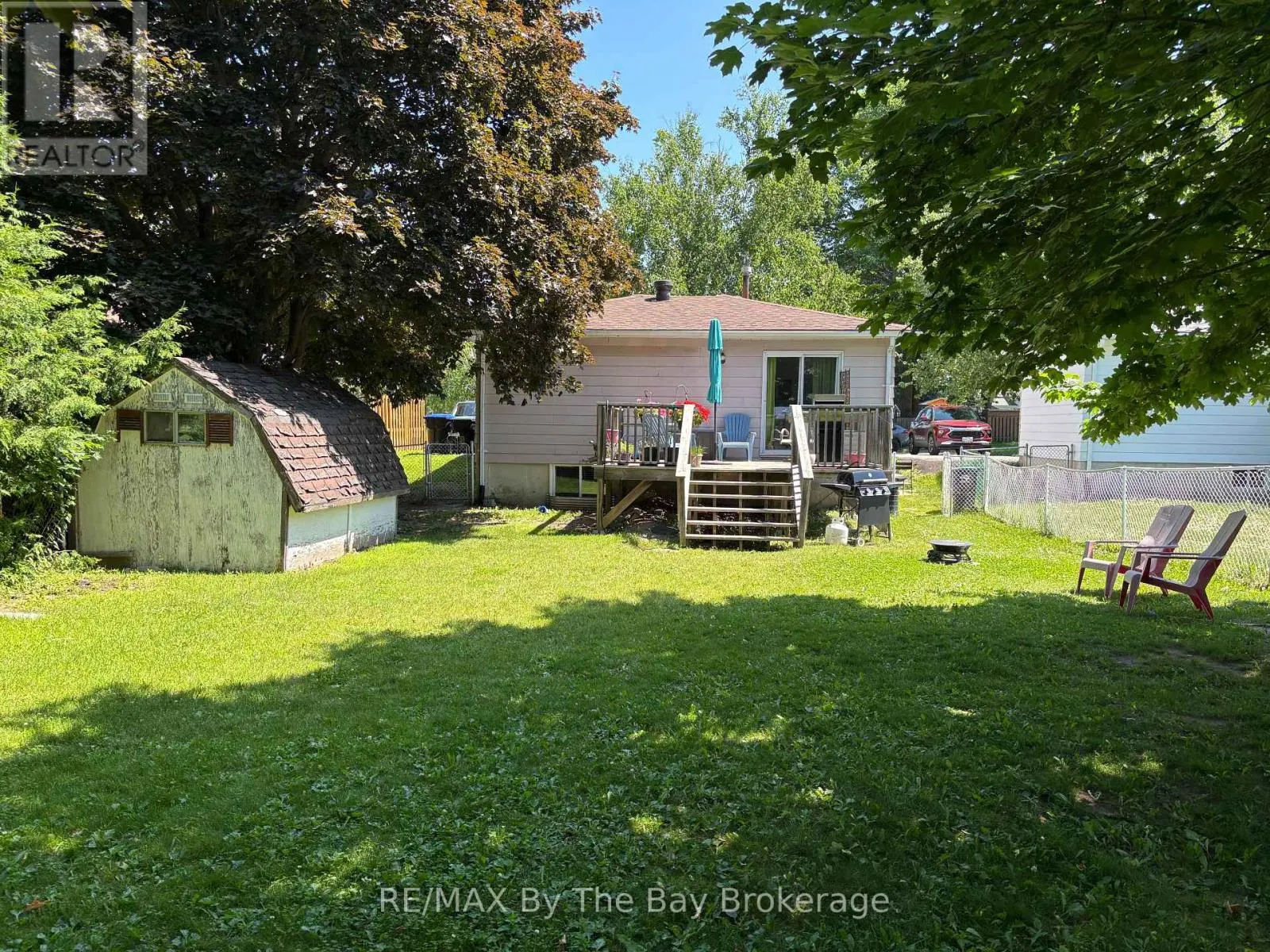 1033 GLEN BOGIE CRESCENT