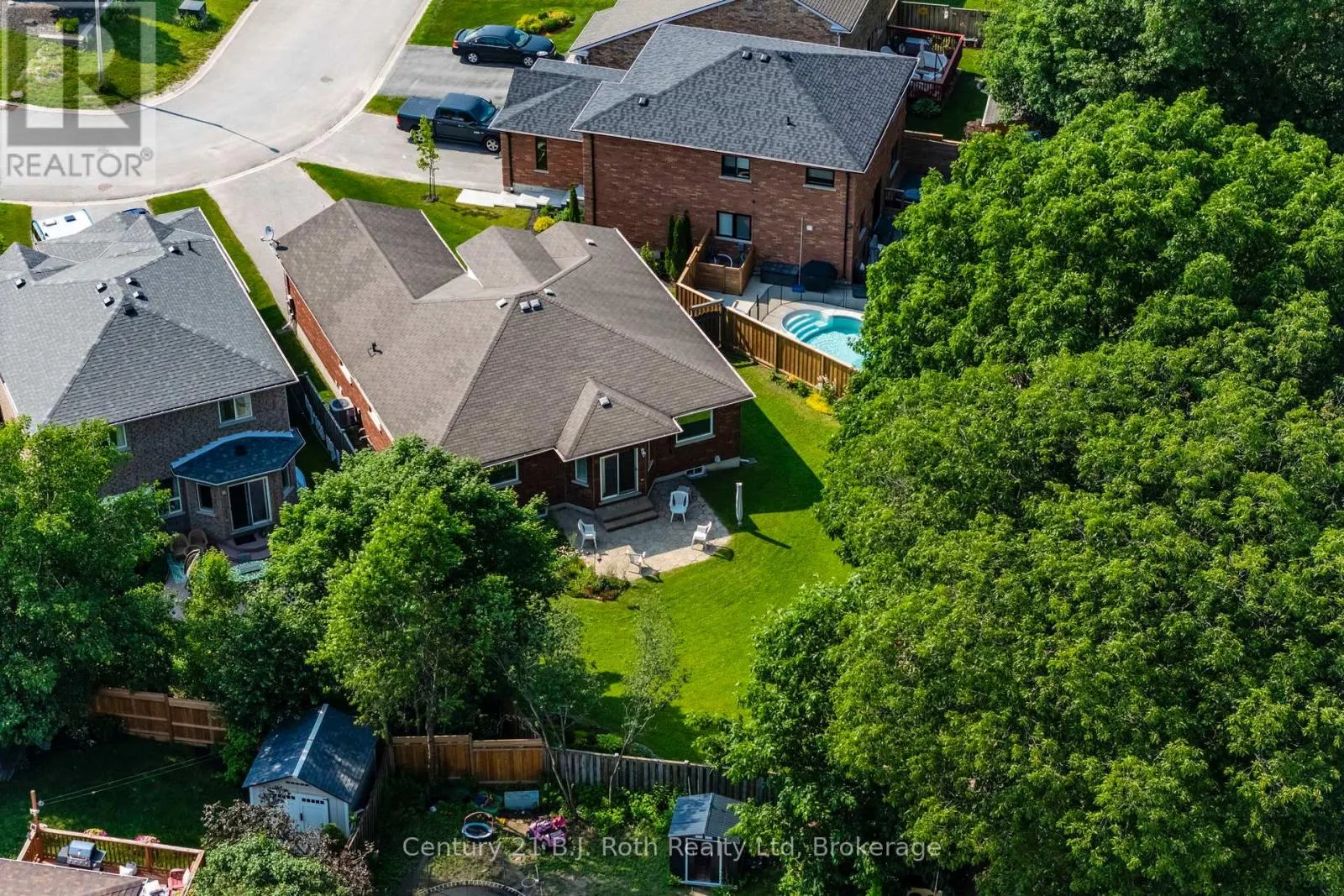 997 WHITNEY CRESCENT
