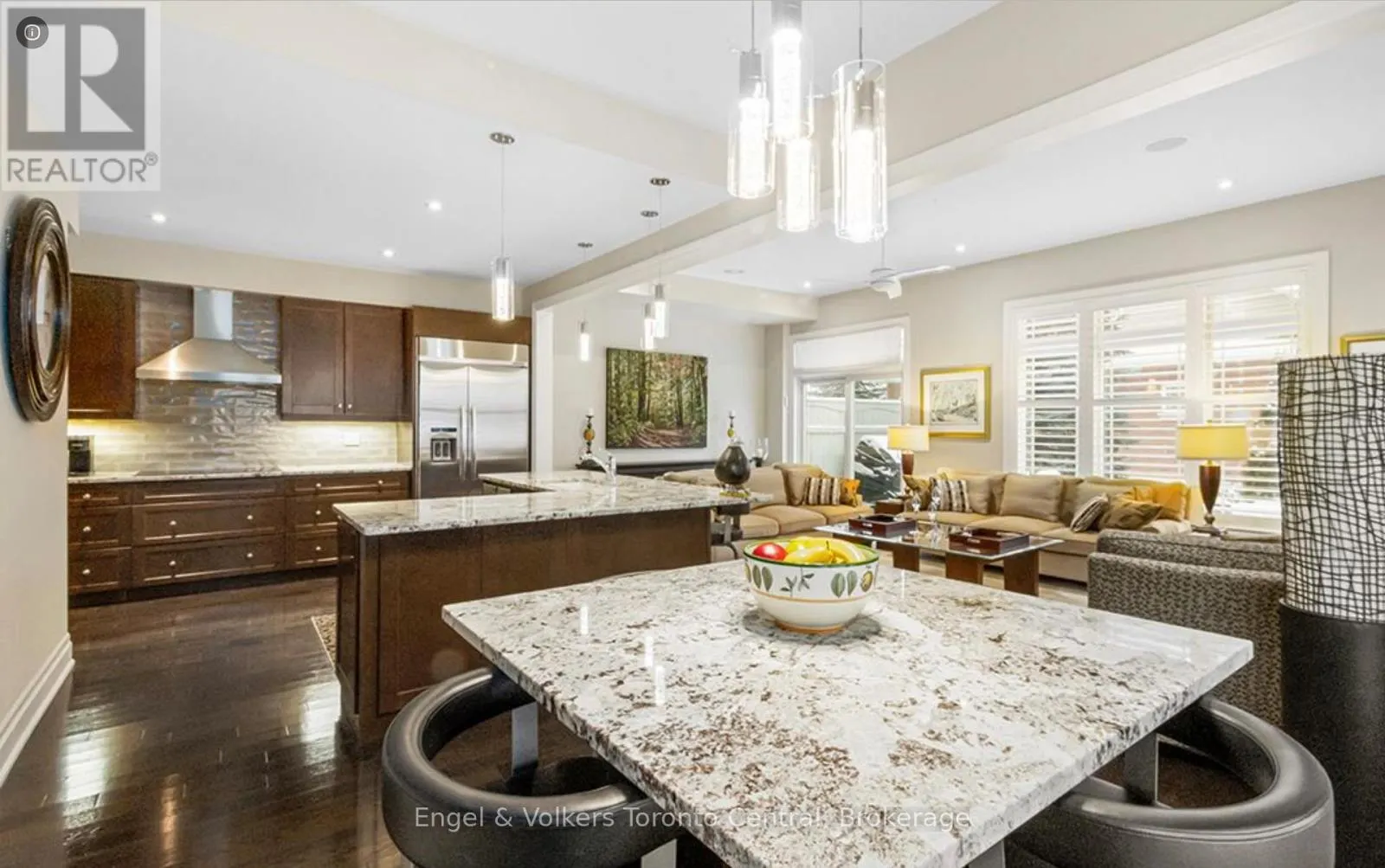 7 - 1 WESTMOUNT MEWS, #7