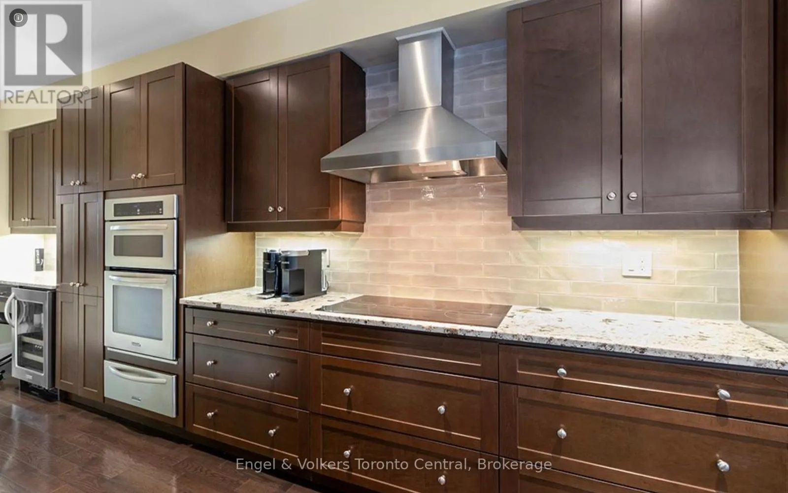 7 - 1 WESTMOUNT MEWS, #7