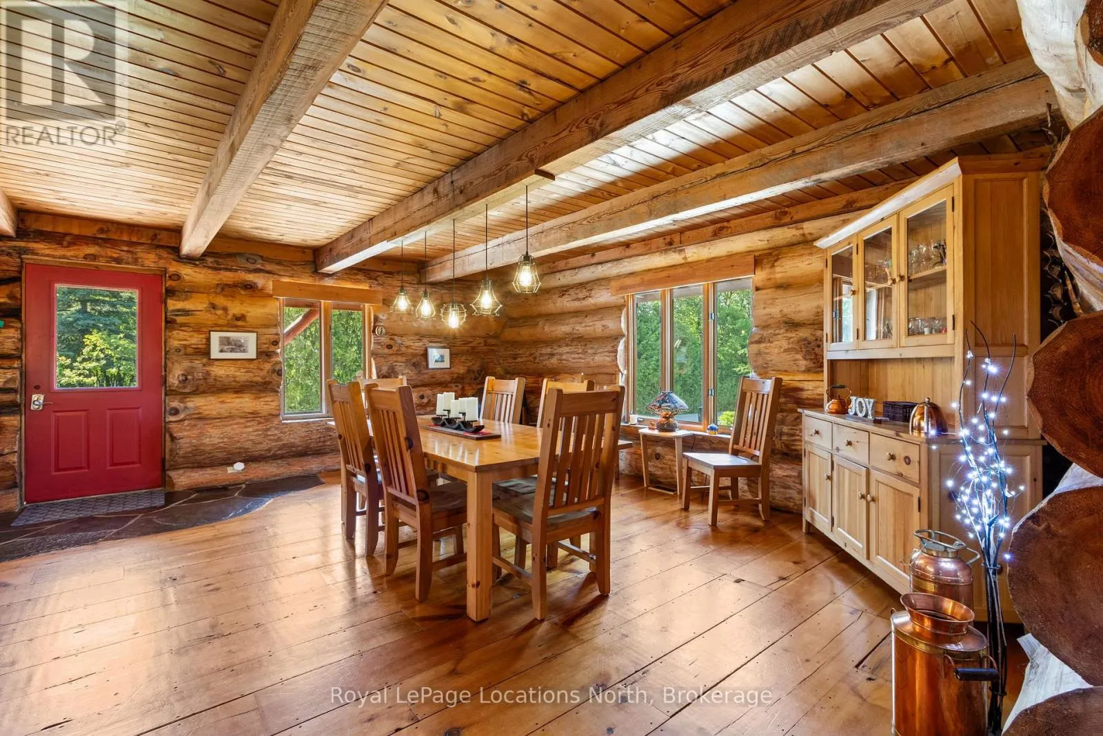 24 OLIVER CRESCENT