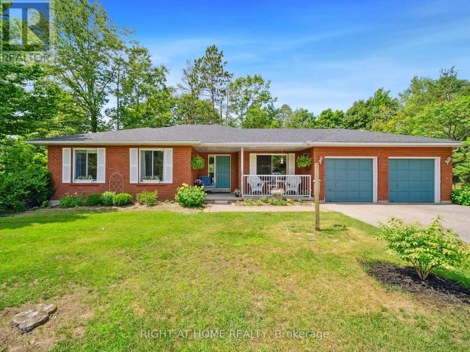 6 WENDEN COURT