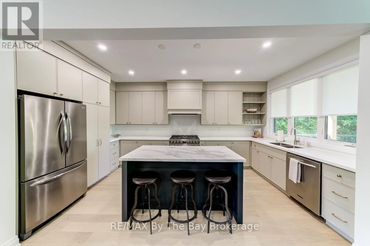 91 SUMMER VIEW AVENUE