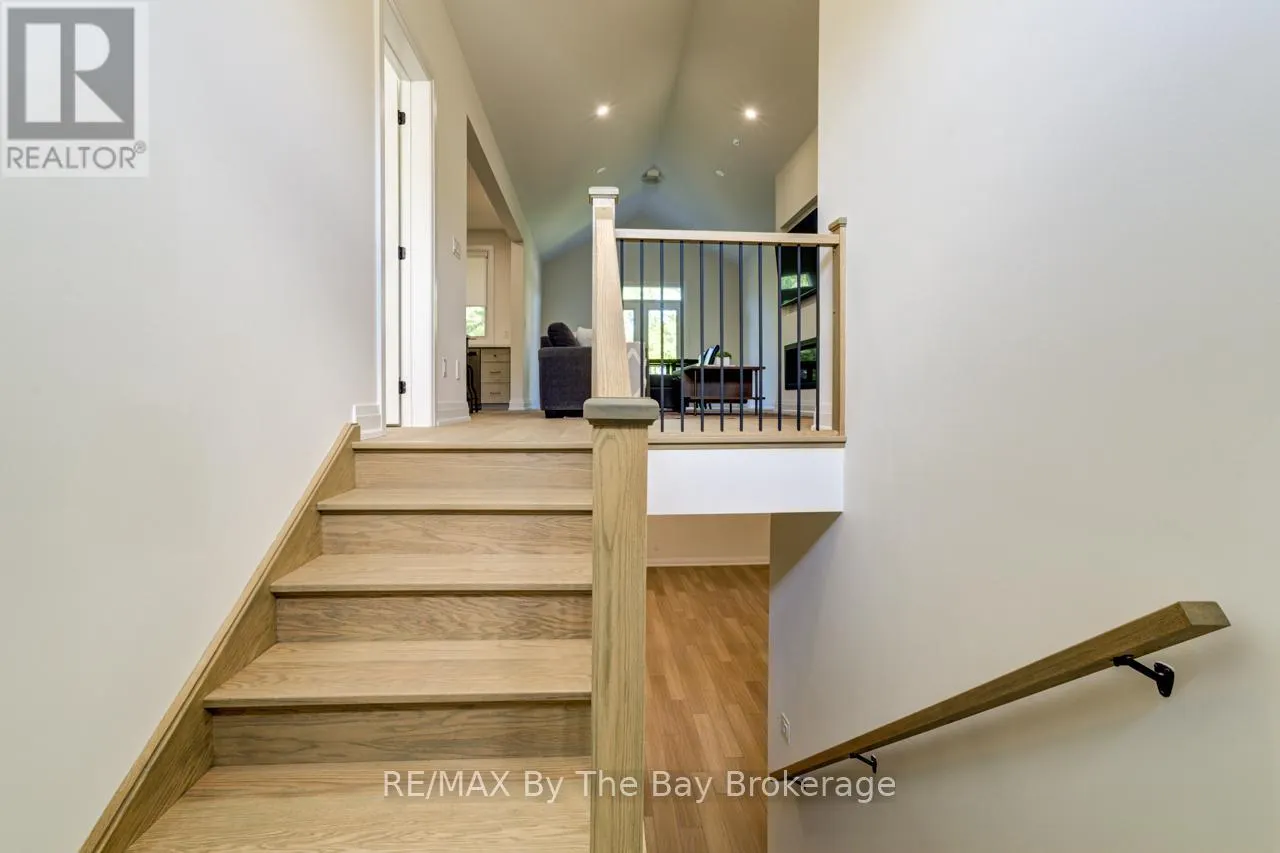 91 SUMMER VIEW AVENUE
