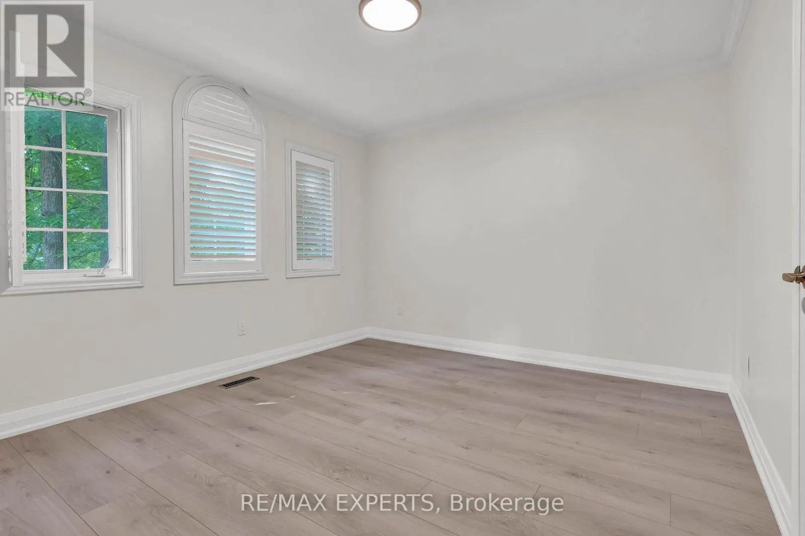 14 ALANA DRIVE