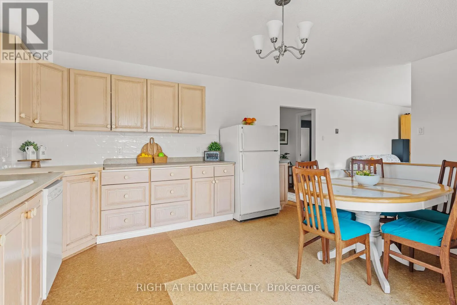 5896 SUNNIDALE CONCESSION 5 ROAD