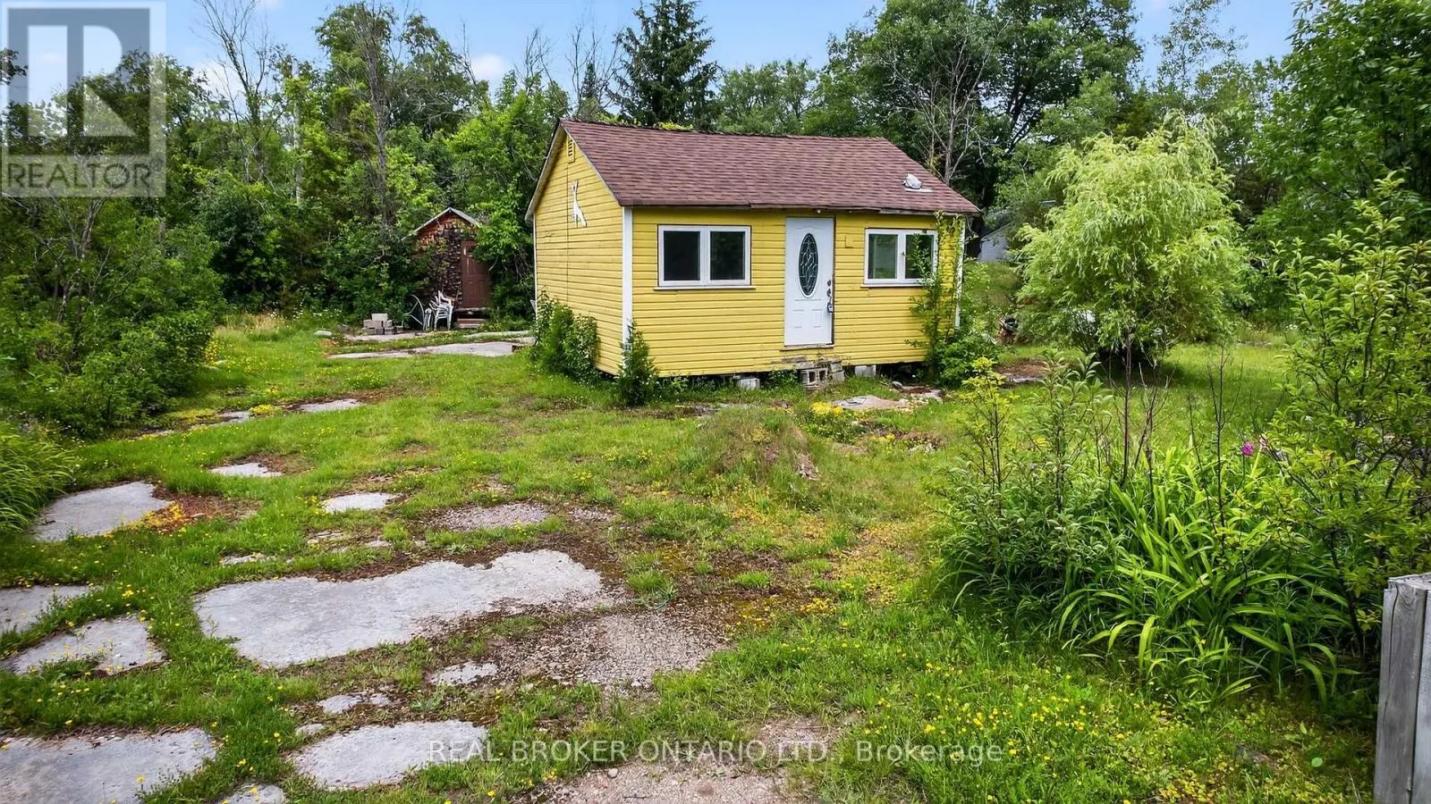 178 WOODLANDS AVENUE