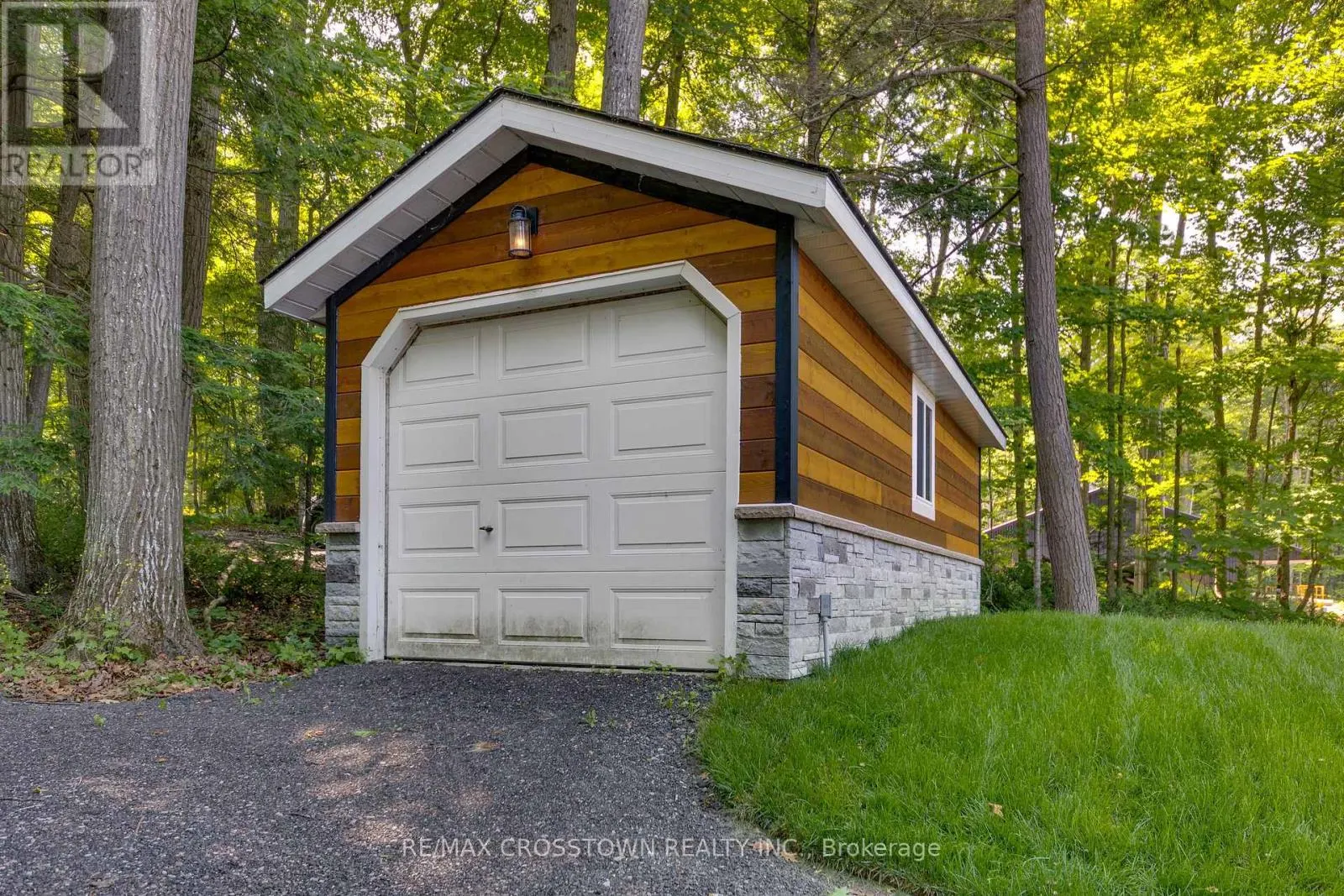 2216 SOUTH ORR LAKE ROAD