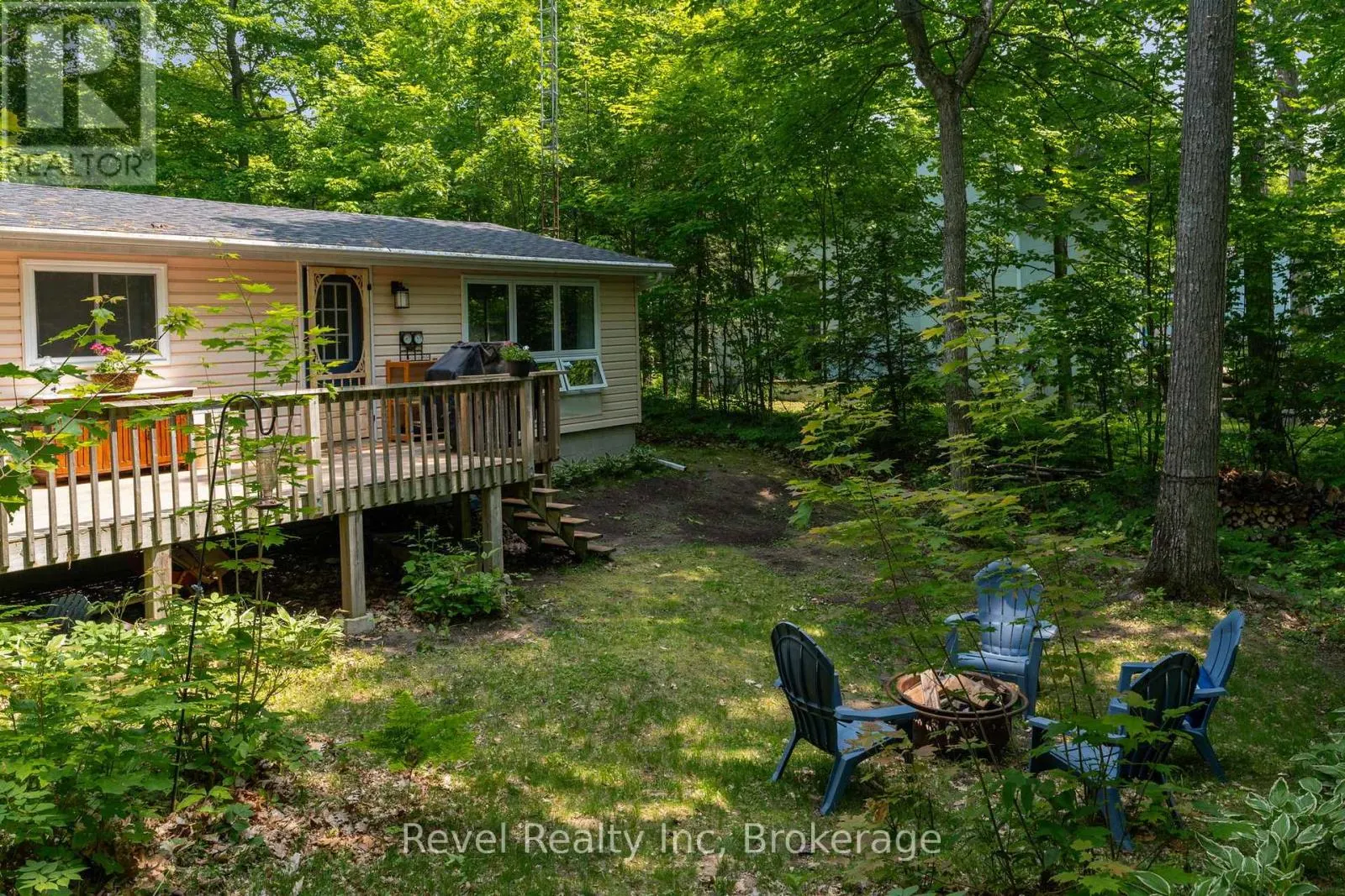 1204 TINY BEACHES ROAD N