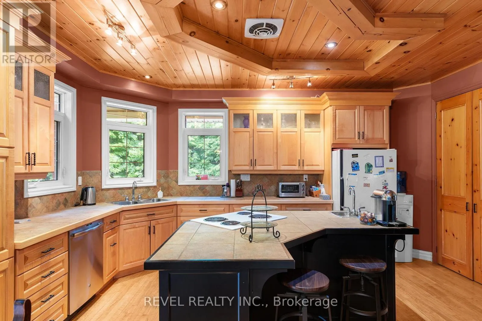 1385 BASELINE ROAD