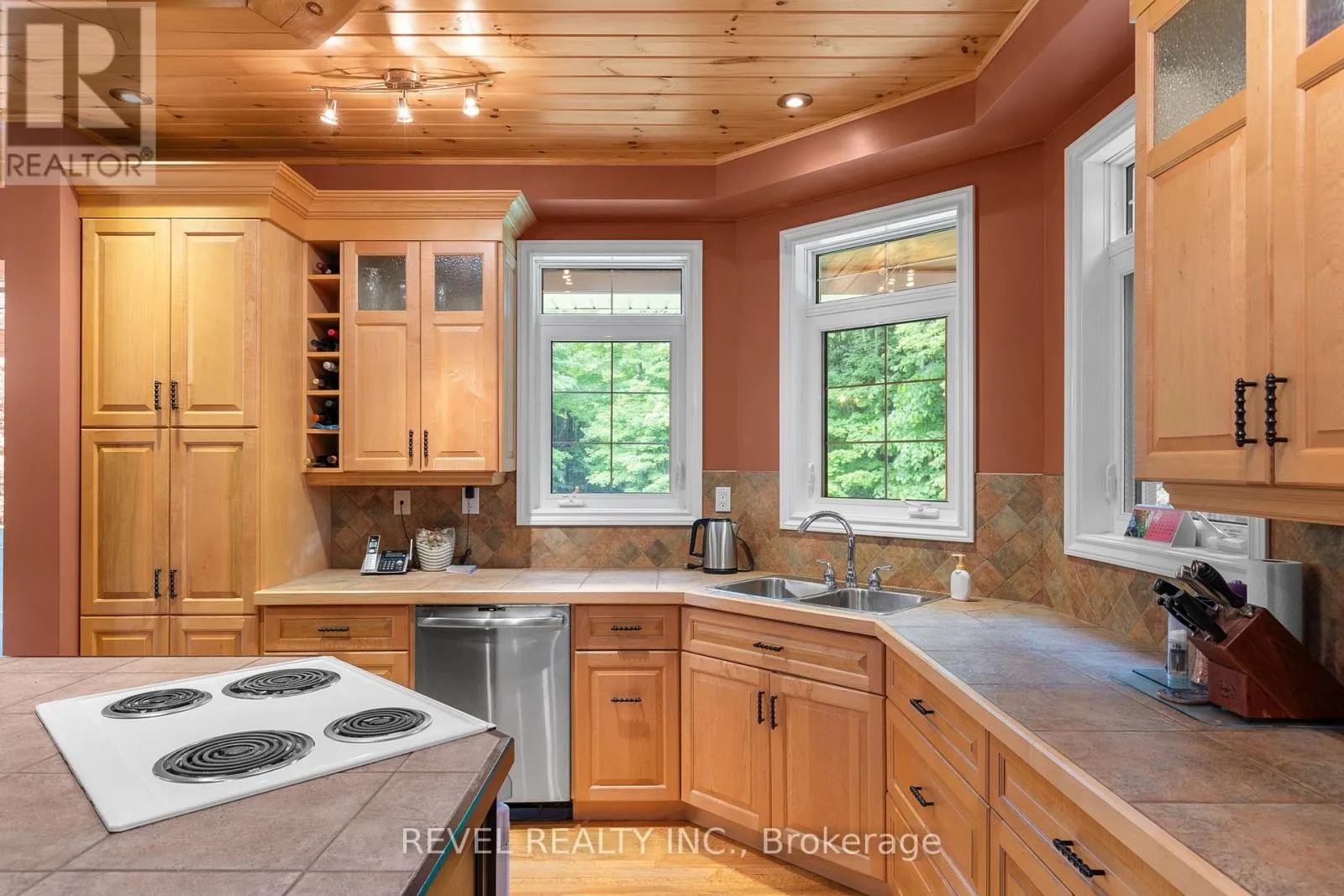 1385 BASELINE ROAD