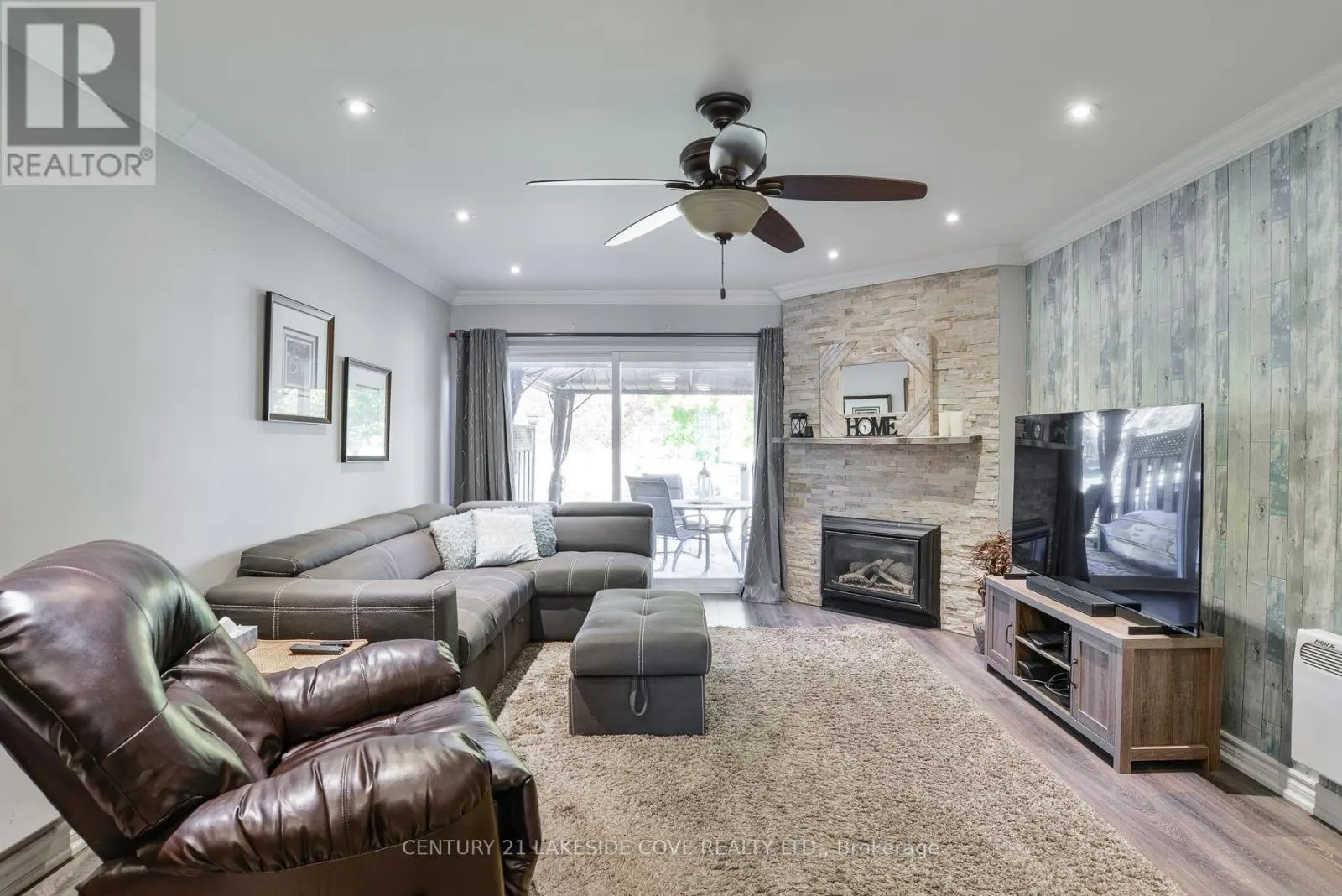 UNIT 6 - 70 LAGUNA PARKWAY