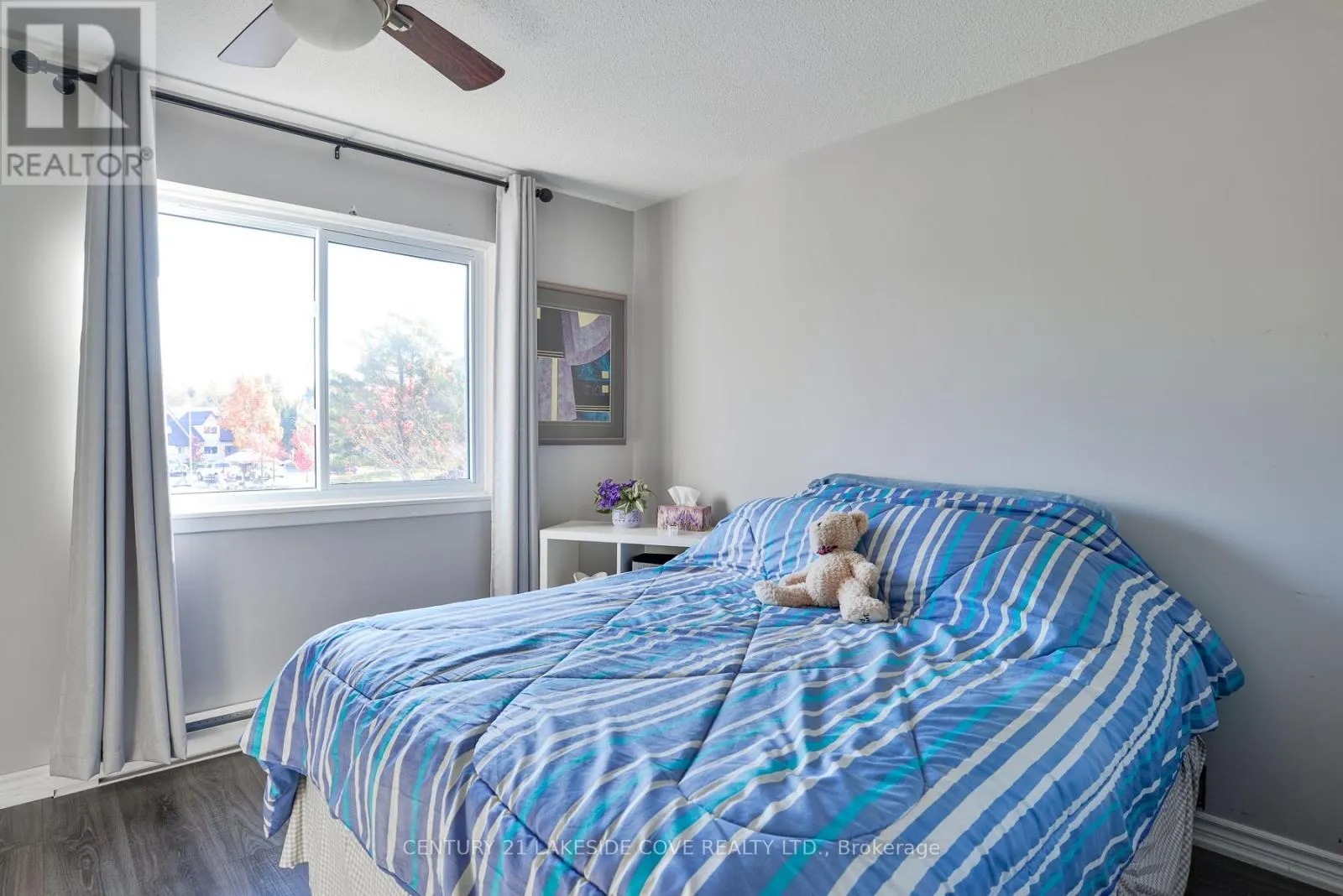 UNIT 6 - 70 LAGUNA PARKWAY