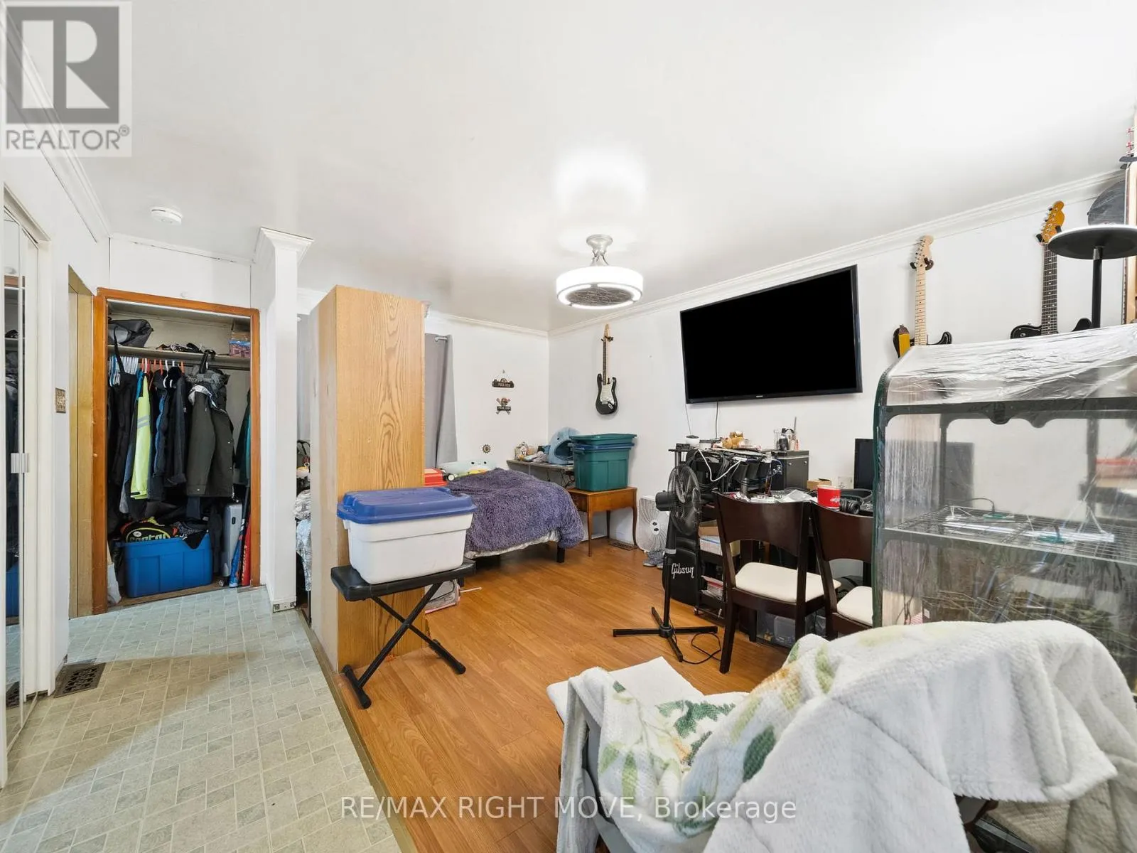 122 ELGIN STREET