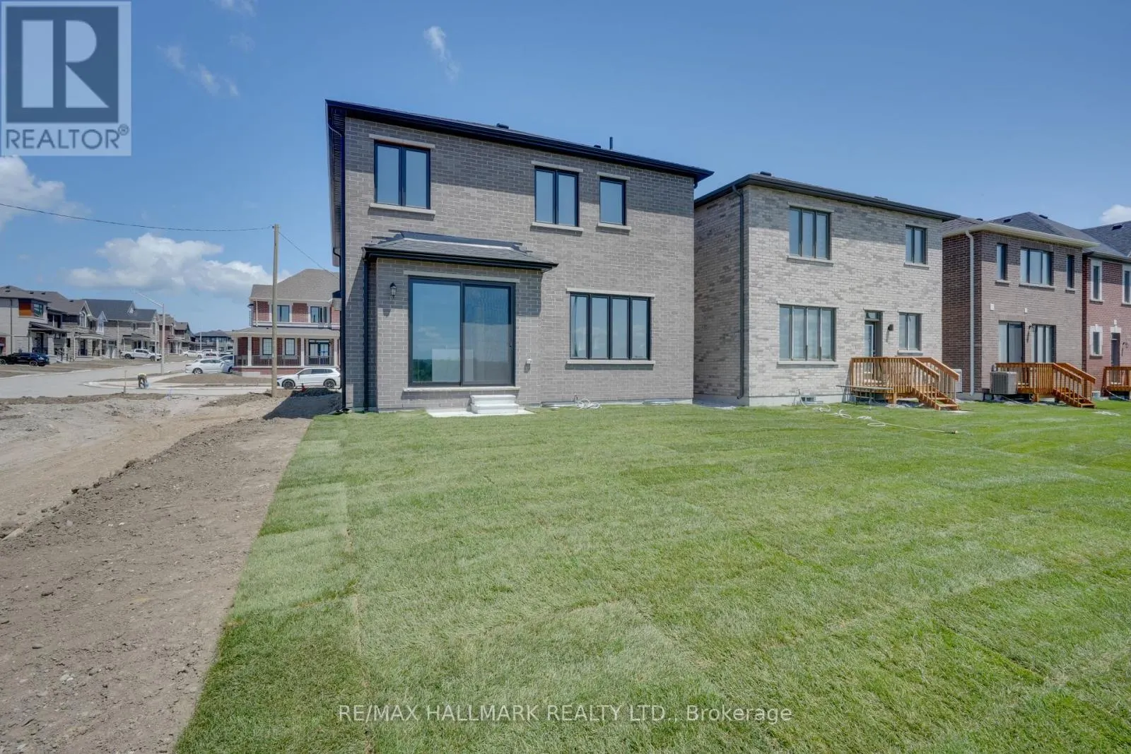 24 YORKSHIRE DRIVE