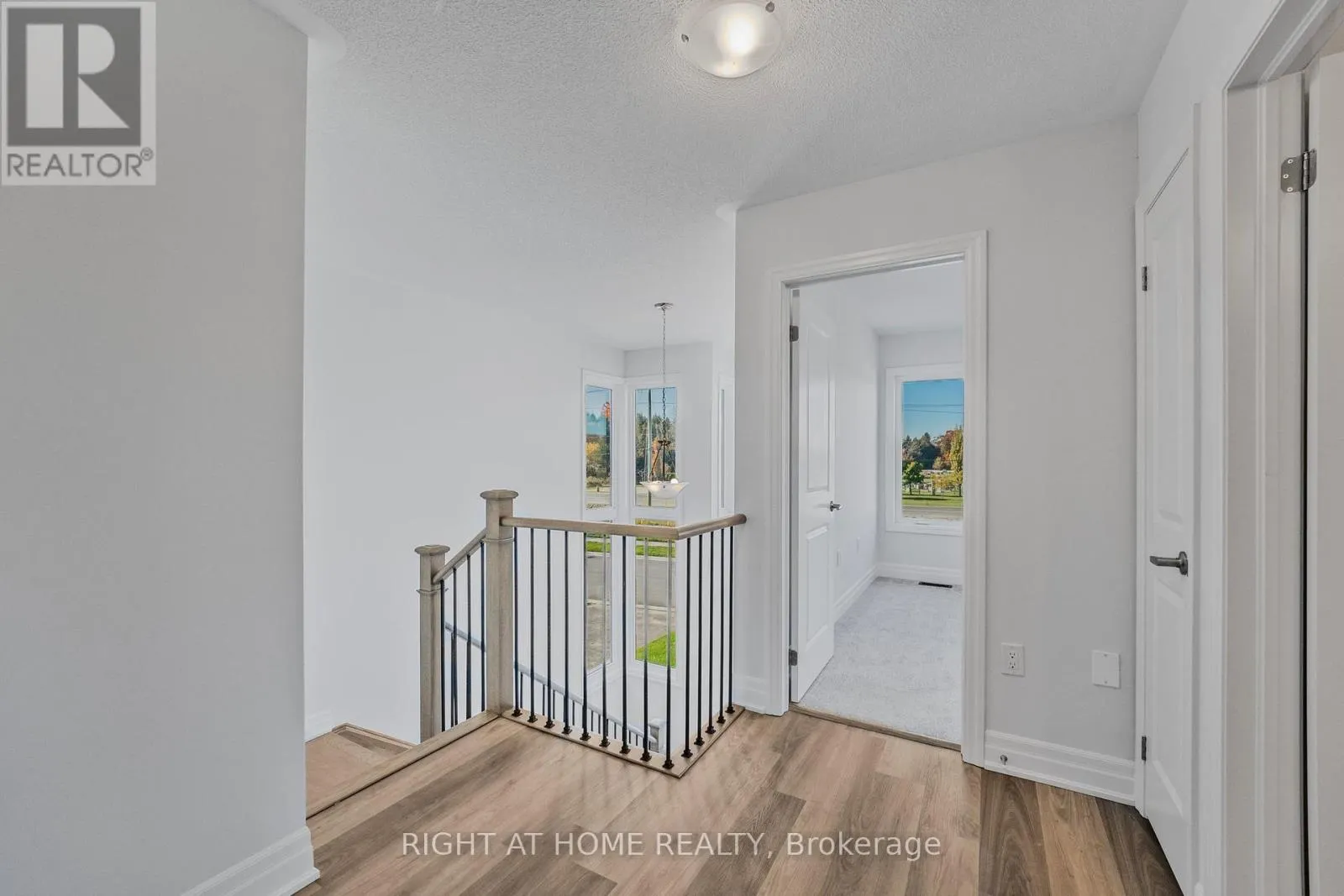 43 FEDERICA CRESCENT