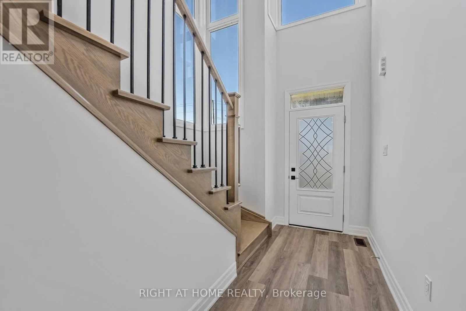43 FEDERICA CRESCENT